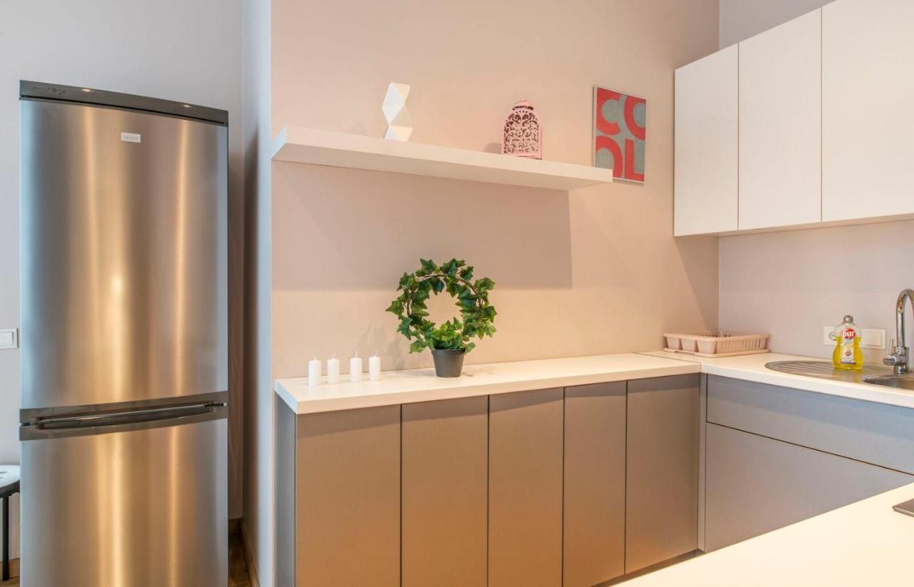 Central 2-Level Penthouse With Terrace And Free Parking Riga Eksteriør bilde