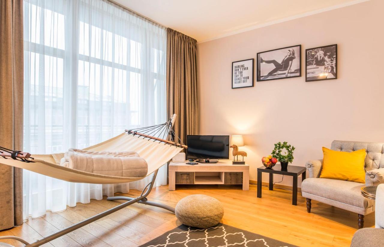 Central 2-Level Penthouse With Terrace And Free Parking Riga Eksteriør bilde
