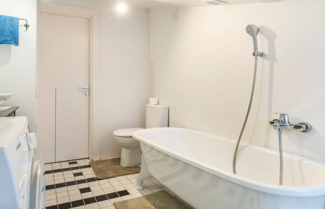 Central 2-Level Penthouse With Terrace And Free Parking Riga Eksteriør bilde