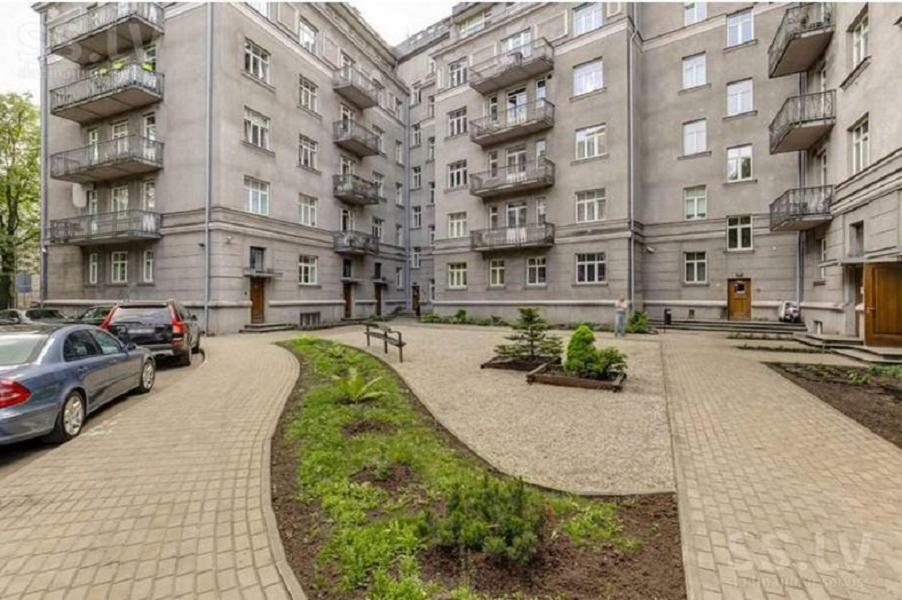 Central 2-Level Penthouse With Terrace And Free Parking Riga Eksteriør bilde